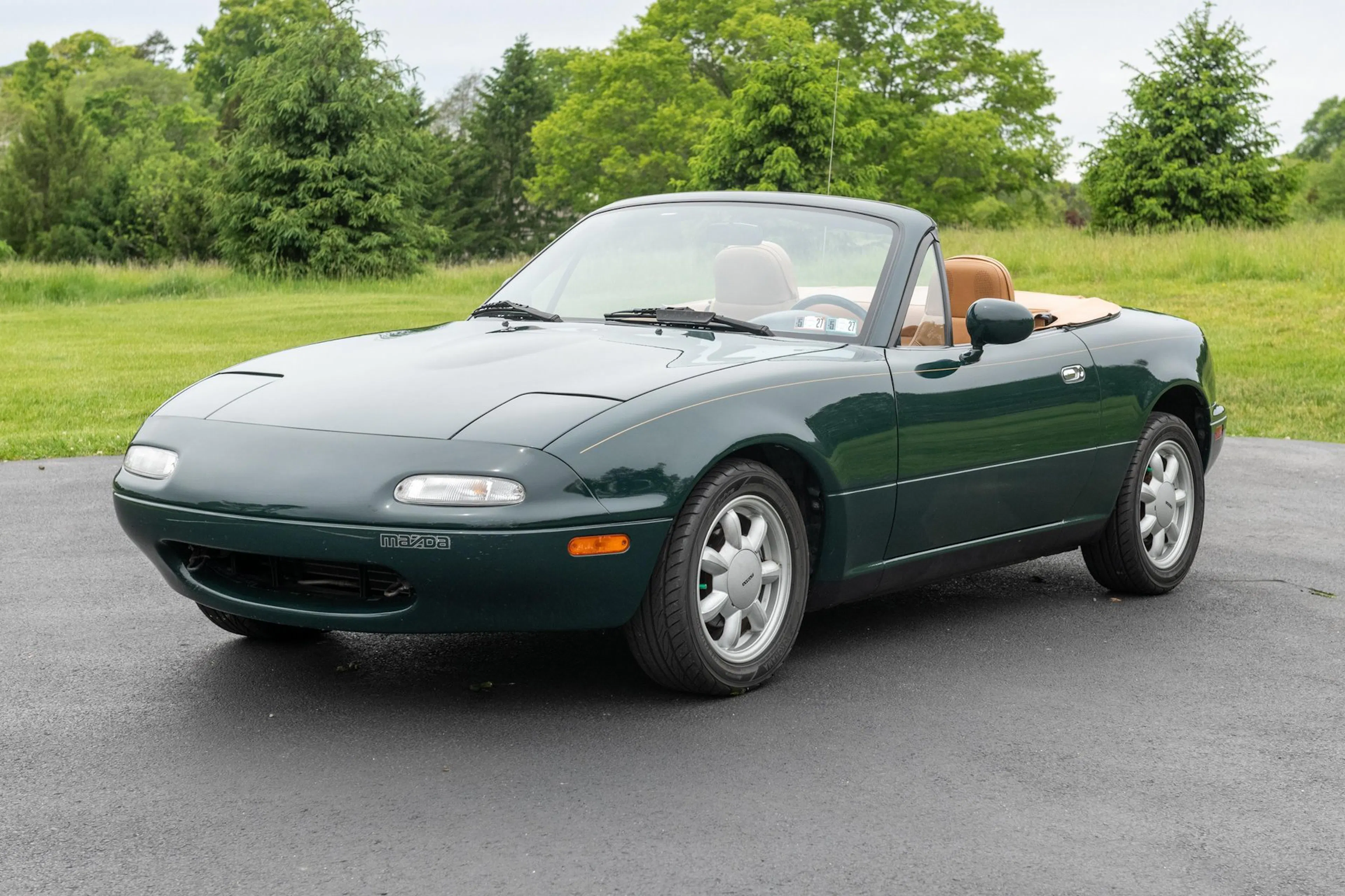 1991 Mazda MX-5 Miata VIN JM1NA3519M0231457 | Hagerty Valuation Tools®